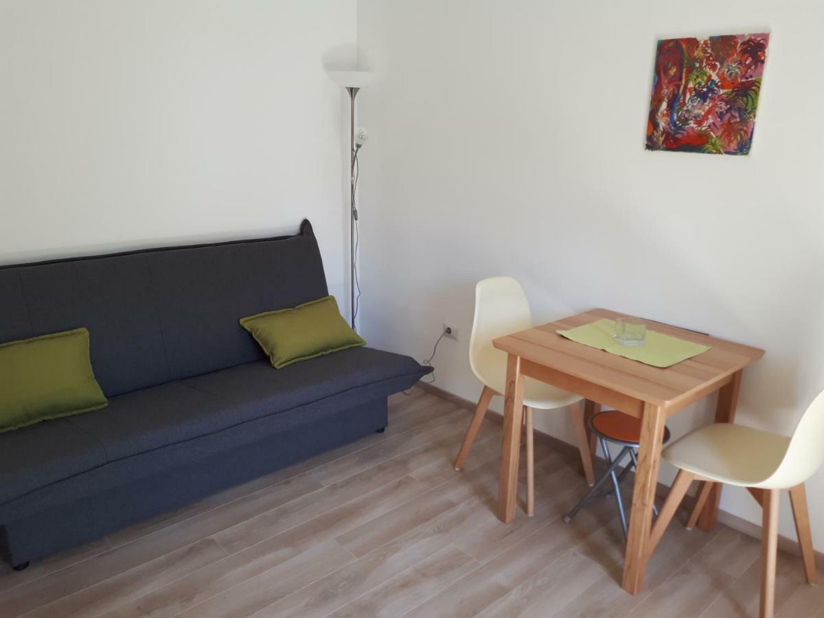 Apartment Ori Porec Exterior photo